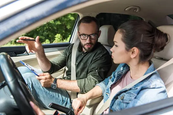 moniteur d'auto-école - permis de conduire